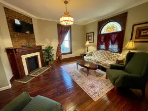 Historic Harmar House - Image 2