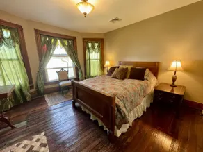 Historic Harmar House - Image 3