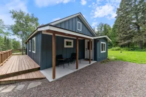 2 Bdrm w/Loft Cabin by Cozy Blue Caribou - Image 3