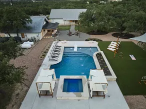 The Willie House | Pool • Sauna • Game Barn • Gym - Image 2