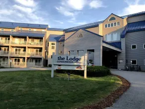 Cozy Studio, Walk to Loon Mountain, Indoor Pool & Hot Tub - Image 5
