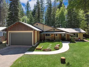 West Glacier Cabin Village - Image 3