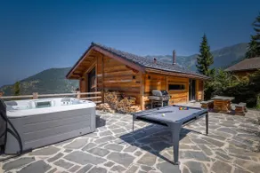 Chalet Le Reve Cinema room Jacuzzi - Image 2