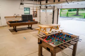 Farmhouse Retreat| Hot Tub + Fire Pit + Game Room - Image 4