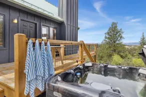 Private 3-Acre Retreat with Hot Tub & Divide Views - Image 3
