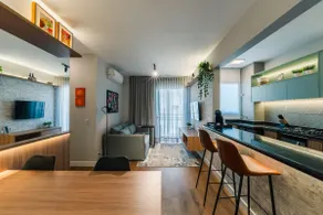 Luxury and Sophistication in a Prime Location - Image 2