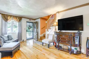 4 Mi to Dtwn: Cozy Townhome in Baltimore! - Image 3