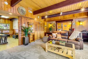 Waterfront Kingston Getaway: Beach Access On-site! - Image 4