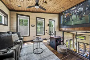 LUXE NEW! EZ Road, Fire Pit, Hot Tub, Home Theater - Image 2