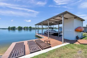 Hill Top Haven-Modern lakefront home on Clear Cove - Image 5