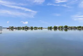 Hill Top Haven-Modern lakefront home on Clear Cove - Image 3