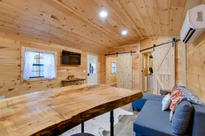 Stout Cabin w/ Fire Pit: 1 Mi to Ohio River! - Image 5