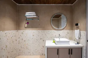 Canopy Cabin with Jacuzzi by Tranquil Stays - Image 2
