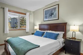 Rocky Mtn Getaway | Outdoor Heated Pool | Hot Tub - Image 3