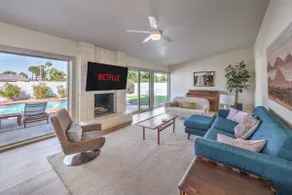 Mid Century Modern near STRIP w Pool King Suite - Image 2