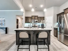 Modern Family Retreat in Midwest City - Image 2