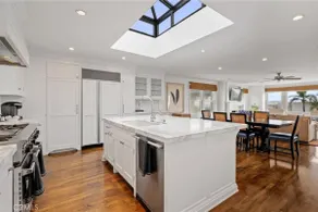 Beachside Retreat | Perfect Location| Free Parking - Image 4