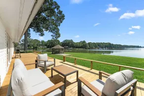 Family Getaway Waterfront 8 Serene Acres New Build plus Gazebo - Image 4