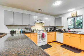 Family Condo By Mark Twain Lake & Jellystone Park - Image 5