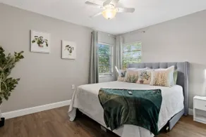 Charming 2BR Retreat Near Crystal River & Springs - Image 4