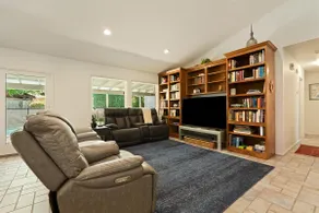 Port Place | Pool & Hot Tub | Close to Everything! - Image 5