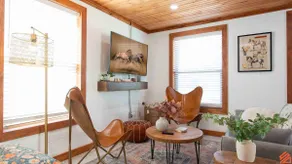 Quaint Cottage Downtown Buckner - Image 4