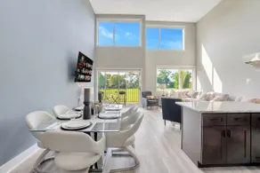 Luxe Condo Overlooking Park - Image 4