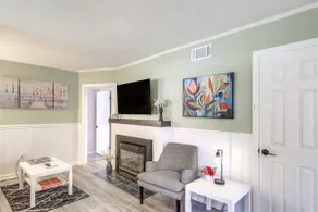 < 2 Mi to Beach: Cozy Cottage w/ Patio on Cape Cod - Image 5