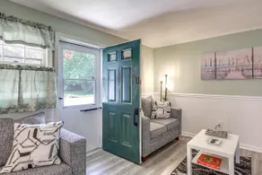< 2 Mi to Beach: Cozy Cottage w/ Patio on Cape Cod - Image 4
