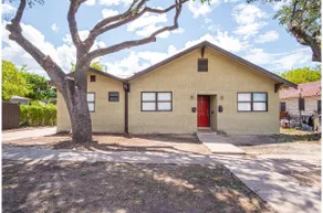 Modern Living 3BR2BA Close to Amazing Downtown - Image 3