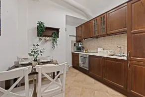 2 Bdr in Old Town Bucharest - Image 4