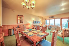 Stunning Waterfront Condo- Pool/ (3BR 3Bath) - Image 4