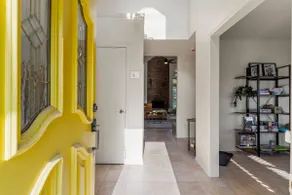 Turkey Mountain Bungalow by Tulsa Getaways - Image 2