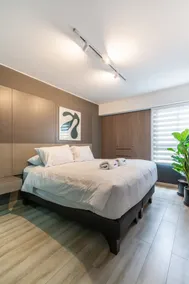 Geko | Fresh 3BR in front near Parque Kennedy - Image 3