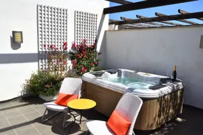 Rsh14A - Penthouse With Terrace And Hot Tub - Image 2