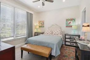Gordon Lane Carriage House - Image 2