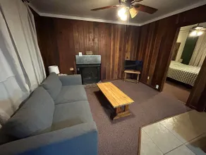 Cabin #10 - 2 Bedroom - Image 5