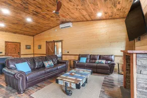 Hot Tub & Mtn Views: Pet-friendly Englewood Cabin - Image 5