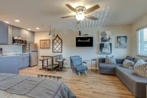 Urban Hideaway | Cozy Studio with Pool Access - Image 2