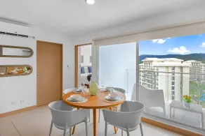 Upstay - New Condo Just Steps Away from the Beach - Image 2