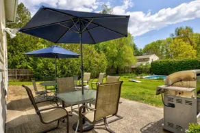 Saratoga Pool Firepit Grill Near Downtown & Track - Image 4