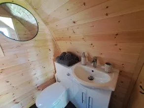 Beautiful and Cosy Garden Pod Saintives - Image 3