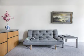Lucia - Modern Living in Central South Yarra - Image 2