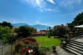 Menaggio Floral Garden - Image 5