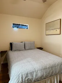 Alice at Creeks Edge Cottages - Image 3