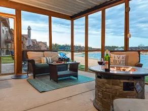 Beach Cottage • Private Lake • Sleeps 14 - Image 4