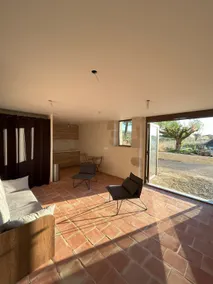 Charming studio cottage with terrace and pool - Image 2