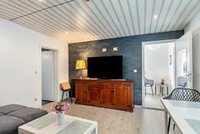 Small house - Image 3