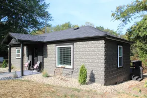 Cozy Corner Cottage - Image 5