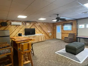 ”Bert Cave” Lake Side Cabin - Hovde Resort - Image 3